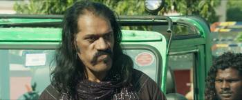 Screenshot 3 from Mazhai Pidikatha Manithan (Full Movie)
