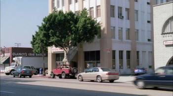 Screenshot 3 from McBride: Anybody Here Murder Marty? (Full Movie)