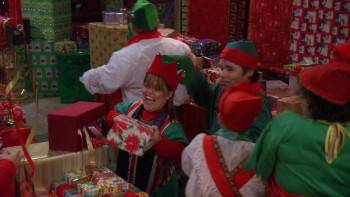 Screenshot 1 from Meet the Santas (Full Movie)