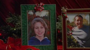 Screenshot 3 from Meet the Santas (Full Movie)