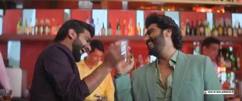 Screenshot 1 from Mere Husband Ki Biwi (Full Movie)