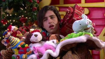 Screenshot 3 from Merry Christmas, Drake & Josh (Full Movie)