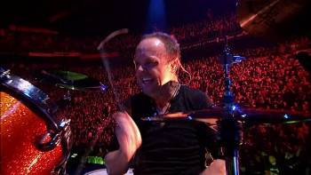 Screenshot 1 from Metallica: Quebec Magnetic (Full Movie)