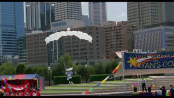 Screenshot 2 from Mighty Morphin Power Rangers the Movie: Secrets Revealed (Full Movie)