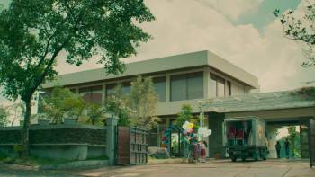 Screenshot 1 from Miracle in Cell No. 7 (Full Movie)