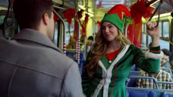 Screenshot 2 from Mistletoe Connection (Full Movie)