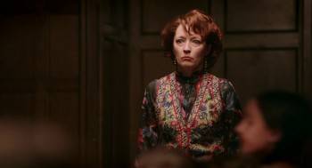 Screenshot 1 from Molly Moon and the Incredible Book of Hypnotism (Full Movie)