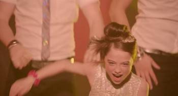 Screenshot 2 from Molly Moon and the Incredible Book of Hypnotism (Full Movie)