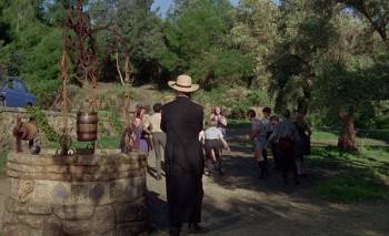 Screenshot 2 from Monkeys, Go Home! (Full Movie)