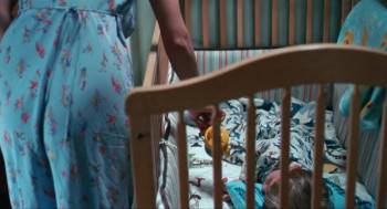 Screenshot 3 from Motherhood (Full Movie)