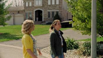 Screenshot 1 from Murder on Maple Drive (Full Movie)