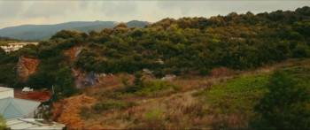 Screenshot 3 from Müsaadenizle Büyükler (Full Movie)