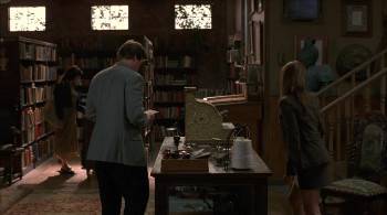 Screenshot 3 from Mystery Woman: Mystery Weekend (Full Movie)