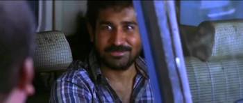Screenshot 2 from Naan (Full Movie)