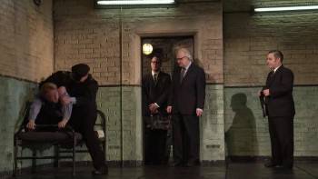 Screenshot 3 from National Theatre Live: Hangmen (Full Movie)
