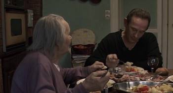 Screenshot 1 from Ne me libérez pas, je m'en charge (Full Movie)