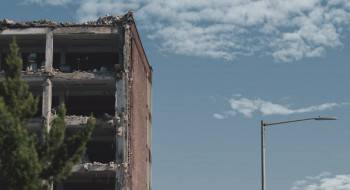 Screenshot 2 from Neighborhood Watch (Full Movie)