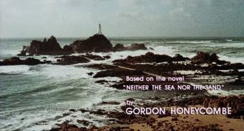 Screenshot 2 from Neither the Sea Nor the Sand (Full Movie)