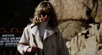 Screenshot 3 from Neither the Sea Nor the Sand (Full Movie)
