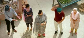 Screenshot 1 from Ni Main Sass Kuttni (Full Movie)