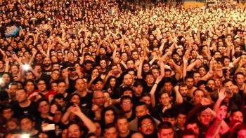 Screenshot 1 from Nightwish: Decades - Live in Buenos Aires (Full Movie)
