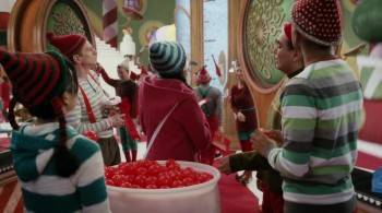 Screenshot 2 from Northpole: Open for Christmas (Full Movie)
