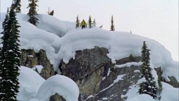 Screenshot 2 from Off the Grid (Full Movie)