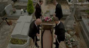 Screenshot 1 from On a marché sur Bangkok (Full Movie)