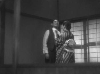 Screenshot 3 from Osaka Elegy (Full Movie)