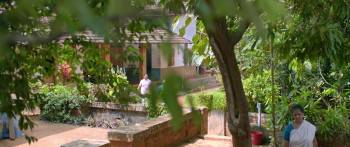 Screenshot 1 from Padachone Ingalu Kaatholee (Full Movie)
