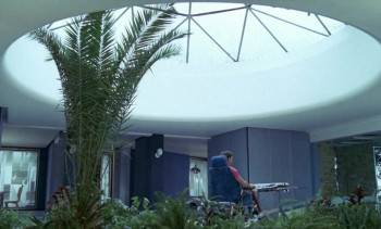 Screenshot 3 from Paradis pour tous (Full Movie)