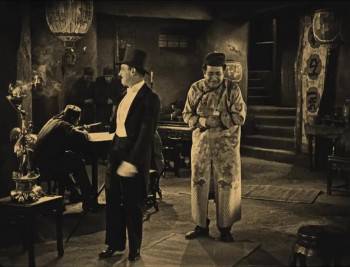 Screenshot 3 from Paths to Paradise (Full Movie)