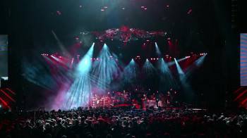 Screenshot 2 from Pearl Jam: Let's Play Two (Full Movie)