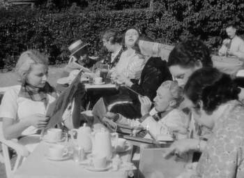 Screenshot 1 from Pensionat Paradiset (Full Movie)