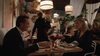 Screenshot 3 from Pie to Die For: A Hannah Swensen Mystery (Full Movie)