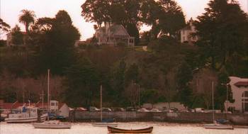 Screenshot 1 from Playing Mona Lisa (Full Movie)