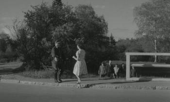 Screenshot 2 from Pojat (Full Movie)