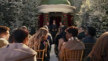 Screenshot 1 from Private Princess Christmas (Full Movie)