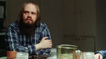 Screenshot 2 from Punainen kohina (Full Movie)