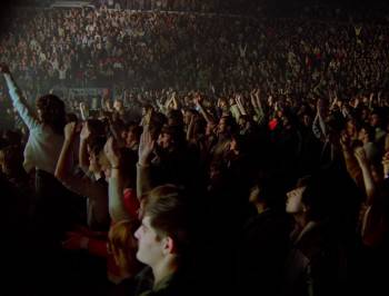 Screenshot 1 from Queen Rock Montreal (Full Movie)