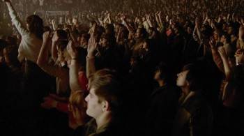 Screenshot 3 from Queen Rock Montreal & Live Aid (Full Movie)