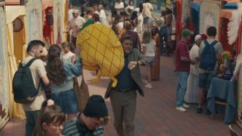 Screenshot 2 from ¿Quién es quién? (Full Movie)