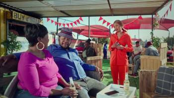 Screenshot 3 from Real Estate Sisters (Full Movie)