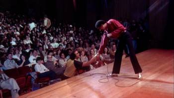 Screenshot 2 from Richard Pryor: Live in Concert (Full Movie)