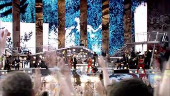 Screenshot 2 from Robbie Williams Live at Knebworth (Full Movie)