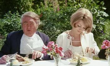 Screenshot 2 from Run, Virgin, Run (Full Movie)