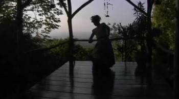 Screenshot 3 from Runt (Full Movie)