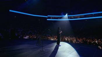 Screenshot 3 from Russell Peters: Act Your Age (Full Movie)
