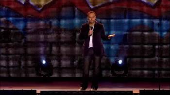 Screenshot 1 from Russell Peters: The Green Card Tour - Live from The O2 Arena (Full Movie)