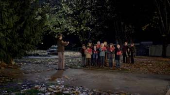 Screenshot 1 from Santa Buddies (Full Movie)